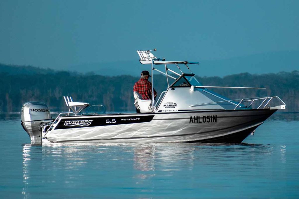 How Much Fuel Does a Honda Outboard Use? [MPG Chart] PowerSportsGuide