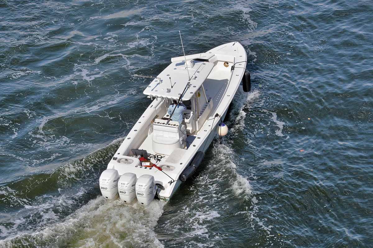 How Much Fuel Does a Mercury Outboard Use? [Chart] PowerSportsGuide